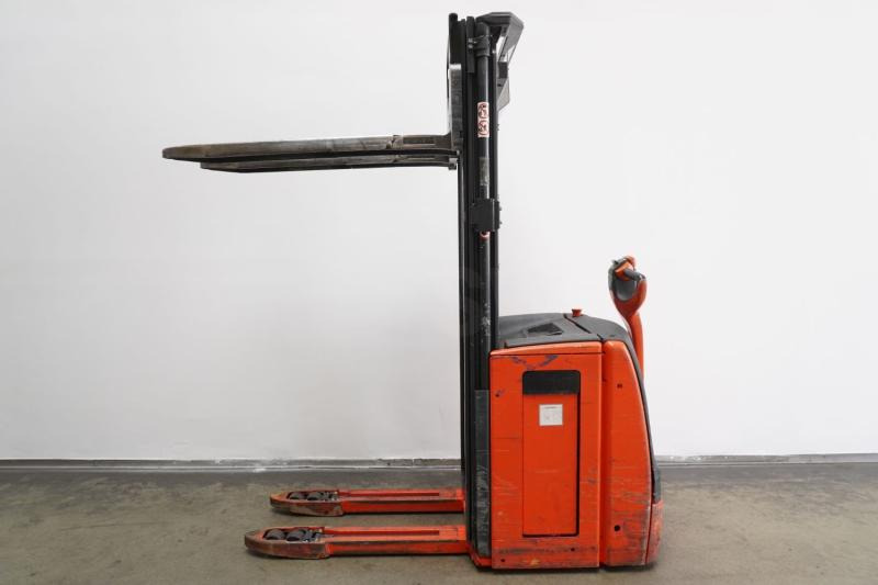 Linde L 16 i 1173 - Stacker: picture 3 Linde L 16 i 1173 - Stacker: picture 3