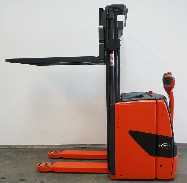 Linde L 20 1173 - Stacker: picture 3 Linde L 20 1173 - Stacker: picture 3