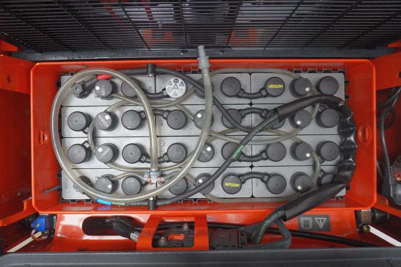 Linde L 20 i 1173 - Stacker: picture 4 Linde L 20 i 1173 - Stacker: picture 4