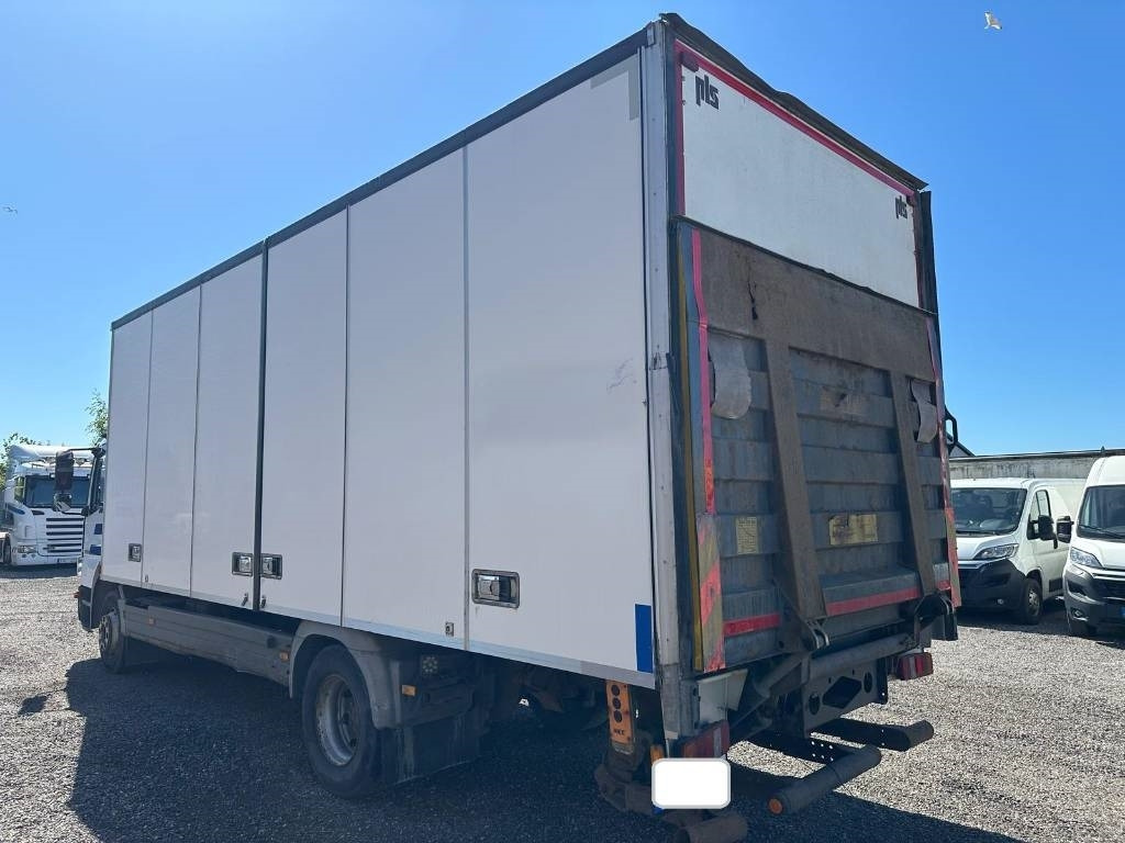 Mercedes-Benz 1224 L serie 5952 - Box truck: picture 4 Mercedes-Benz 1224 L serie 5952 - Box truck: picture 4