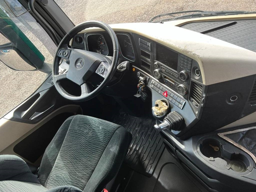 Mercedes-Benz Actros 4x2 serie 0161 - Tractor unit: picture 5 Mercedes-Benz Actros 4x2 serie 0161 - Tractor unit: picture 5