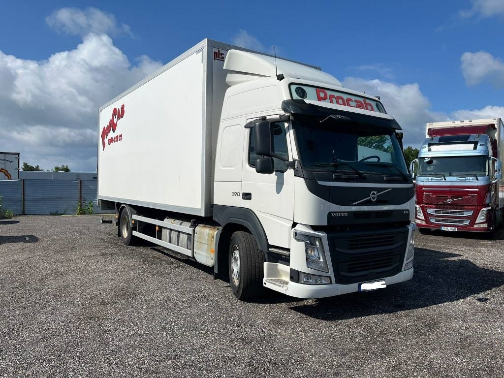 Volvo FM 370 SERIE NR 3722 - Box truck: picture 2 Volvo FM 370 SERIE NR 3722 - Box truck: picture 2
