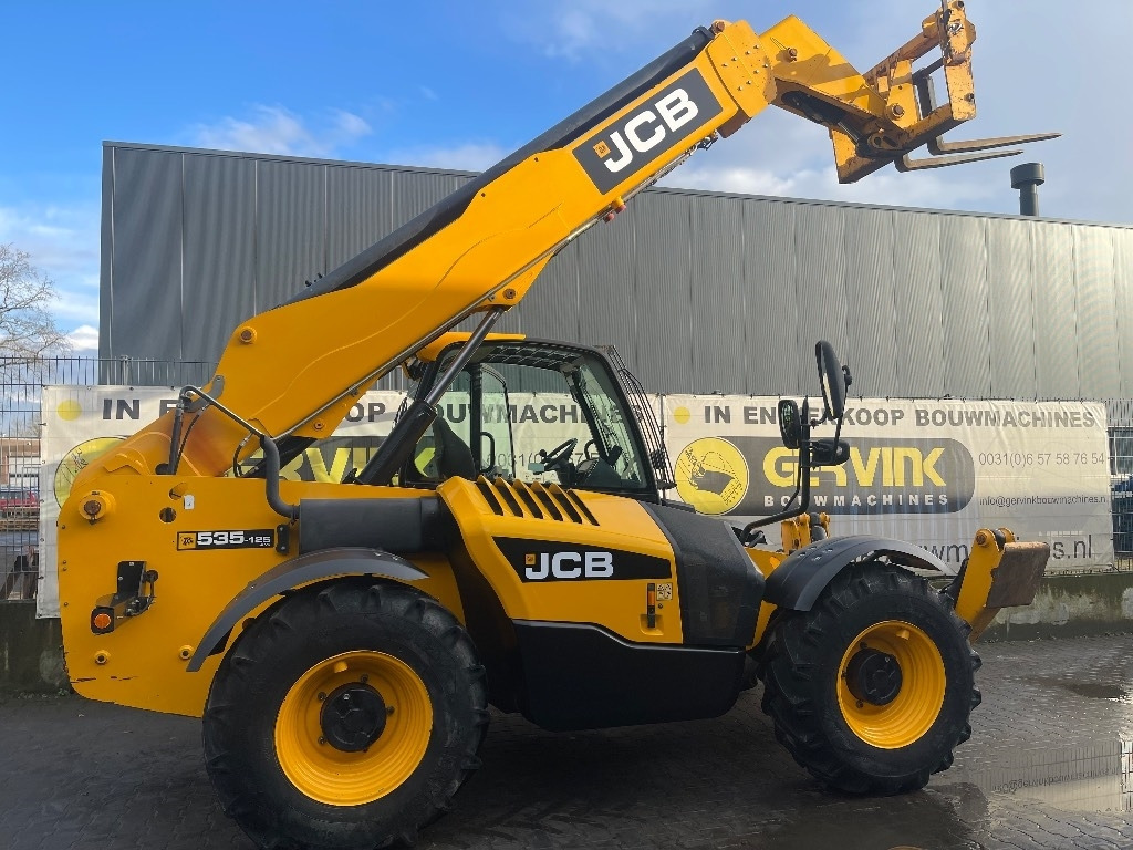 JCB 535-125 - Telescopic handler: picture 1 JCB 535-125 - Telescopic handler: picture 1