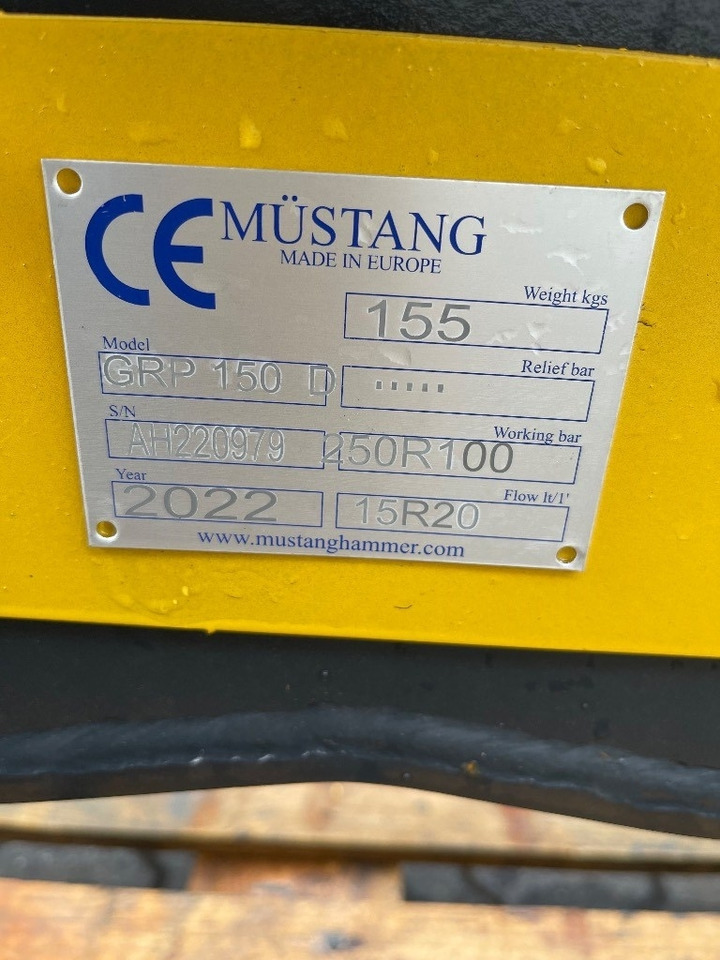 Mustang GRP 150 - Grapple for Construction machinery: picture 4 Mustang GRP 150 - Grapple for Construction machinery: picture 4