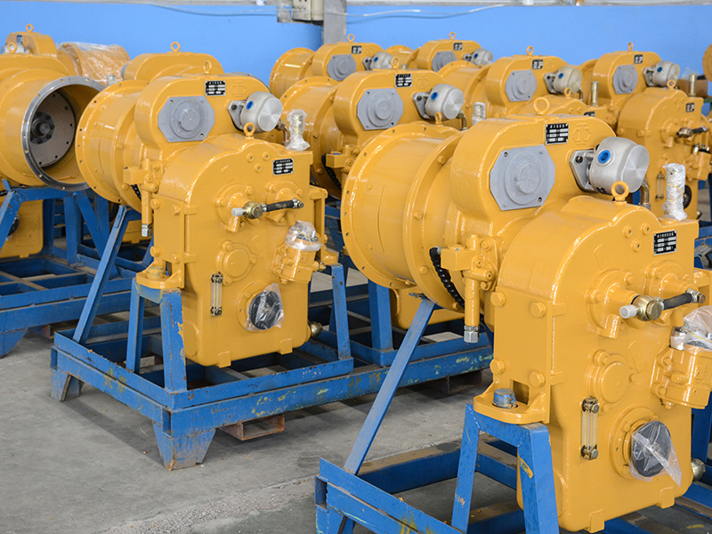 China Wheel Loader Transmission Gearbox - Gearbox for Wheel loader: picture 3 China Wheel Loader Transmission Gearbox - Gearbox for Wheel loader: picture 3