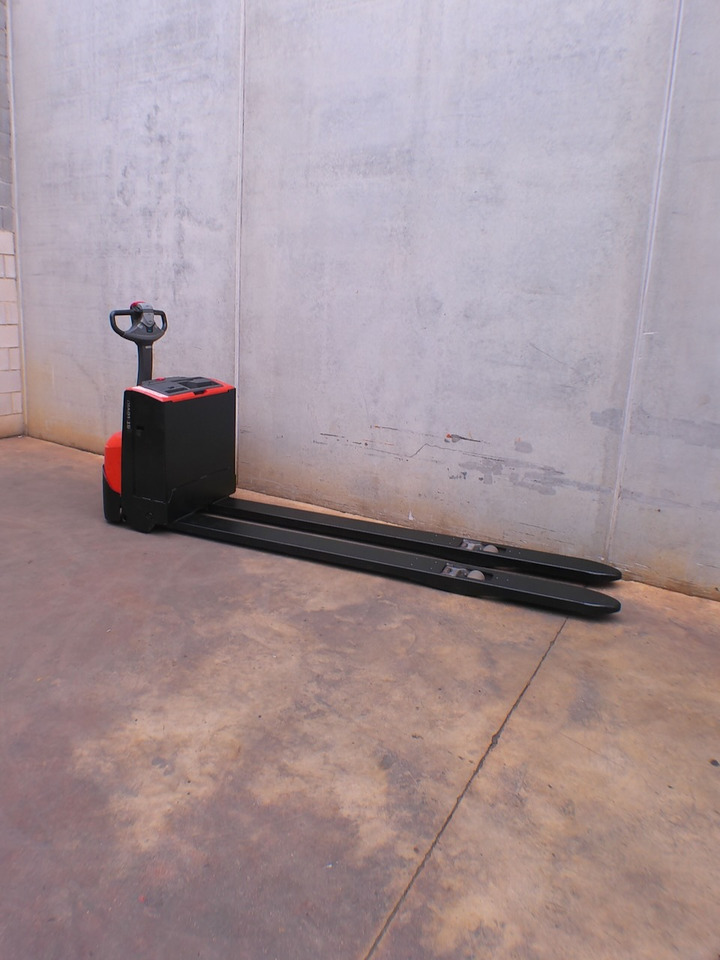 BT LWE 200 2350x550mm - Pallet truck: picture 4 BT LWE 200 2350x550mm - Pallet truck: picture 4