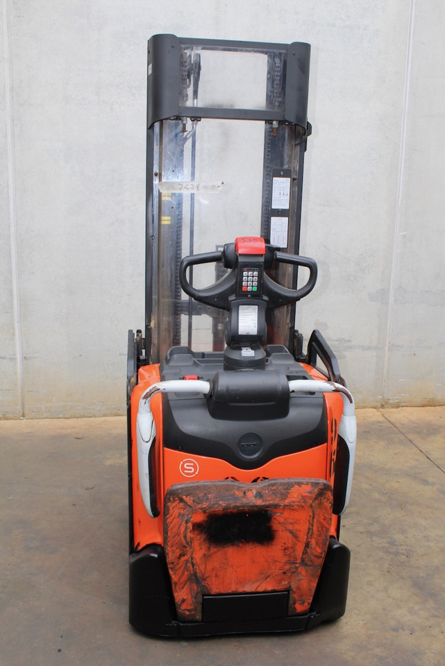 BT SPE 120 L - Stacker: picture 5 BT SPE 120 L - Stacker: picture 5