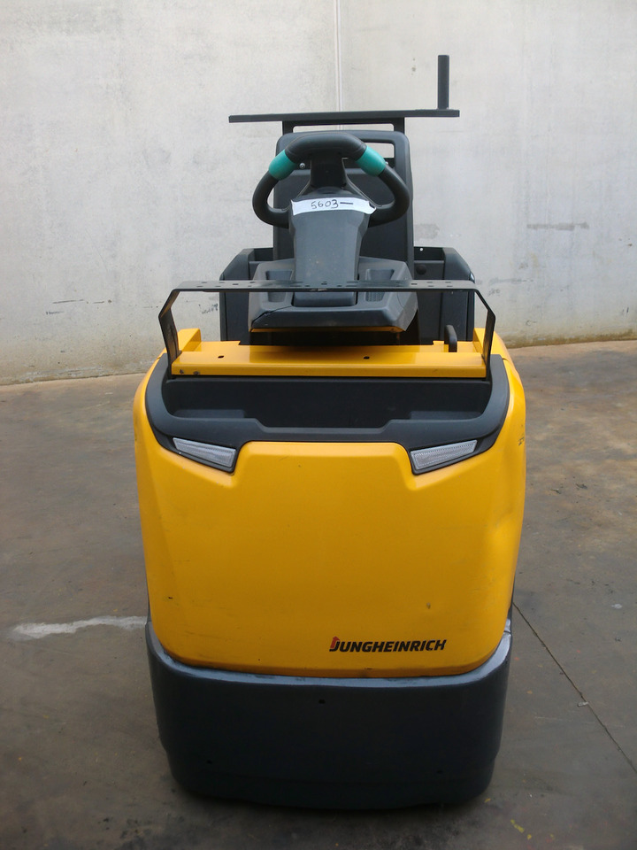 Jungheinrich ECE 225 HP 2400x540mm - Order picker: picture 5 Jungheinrich ECE 225 HP 2400x540mm - Order picker: picture 5