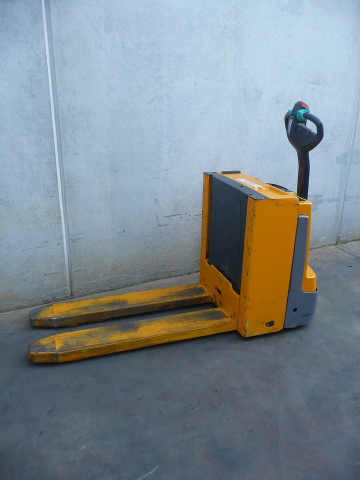 Jungheinrich EJE C20 - Pallet truck: picture 2 Jungheinrich EJE C20 - Pallet truck: picture 2