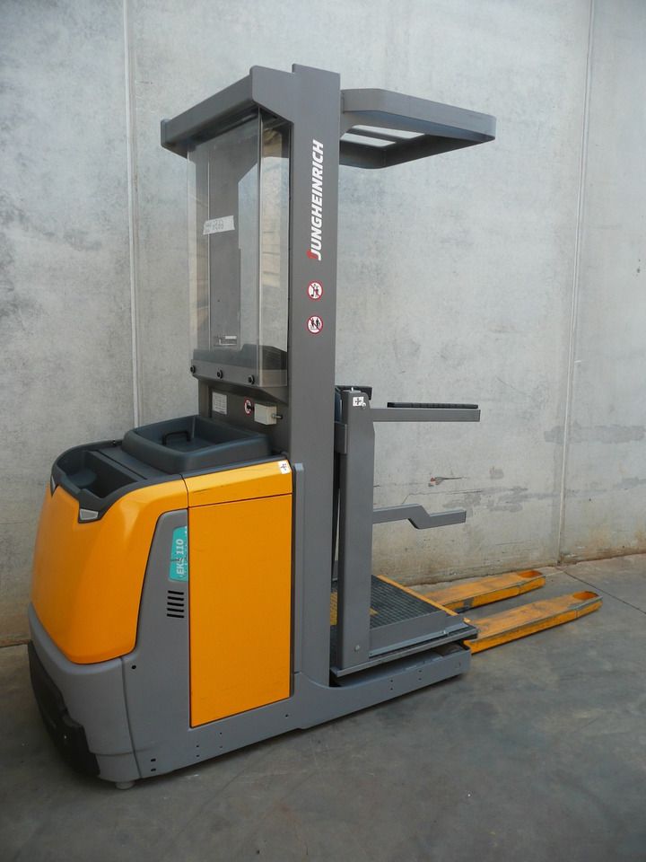 Jungheinrich EKS 110 L 160 E - Order picker: picture 4 Jungheinrich EKS 110 L 160 E - Order picker: picture 4