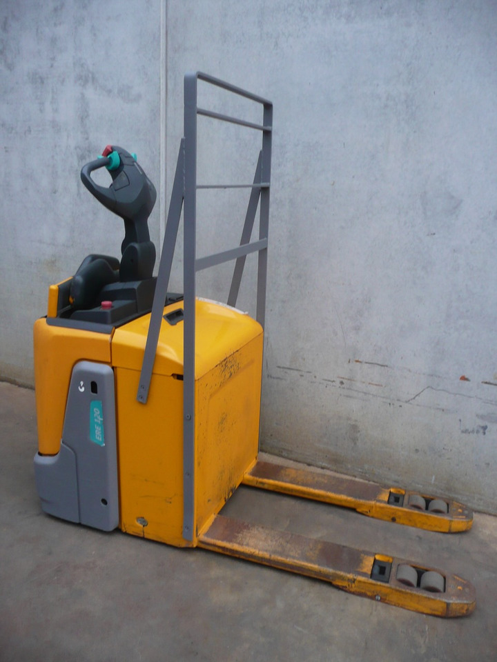 Jungheinrich ERE 120 FRUTERA - Pallet truck: picture 4 Jungheinrich ERE 120 FRUTERA - Pallet truck: picture 4