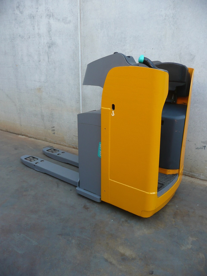 Jungheinrich ESE 120 - Pallet truck: picture 1 Jungheinrich ESE 120 - Pallet truck: picture 1