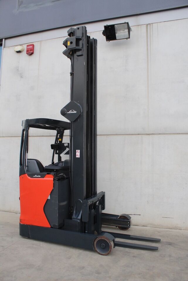 Linde R16HD - Reach truck: picture 1 Linde R16HD - Reach truck: picture 1