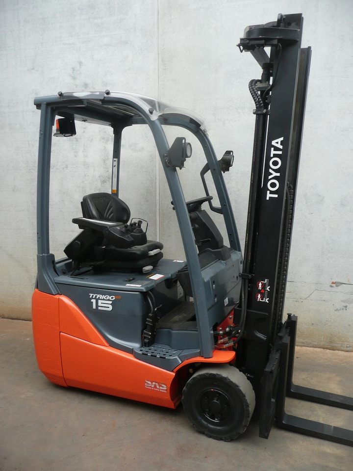 Toyota 8FBE15T - Electric forklift: picture 1 Toyota 8FBE15T - Electric forklift: picture 1