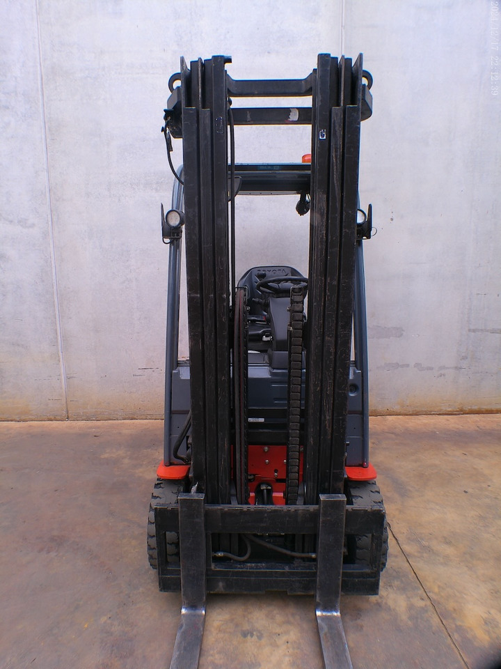 Toyota 8FBE16T - Electric forklift: picture 5 Toyota 8FBE16T - Electric forklift: picture 5