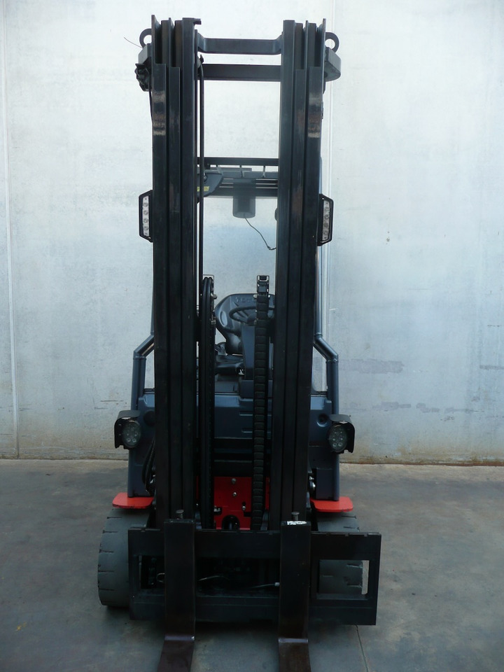 Toyota 8FBM20T - Electric forklift: picture 5 Toyota 8FBM20T - Electric forklift: picture 5