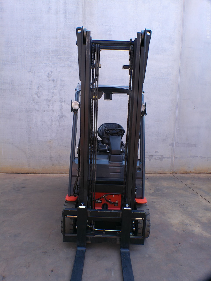 Toyota 8FBMK16T - Electric forklift: picture 5 Toyota 8FBMK16T - Electric forklift: picture 5