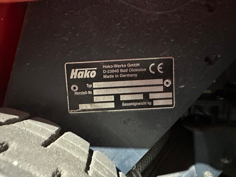 Hako B 750 R SOLD - Road sweeper: picture 3 Hako B 750 R SOLD - Road sweeper: picture 3