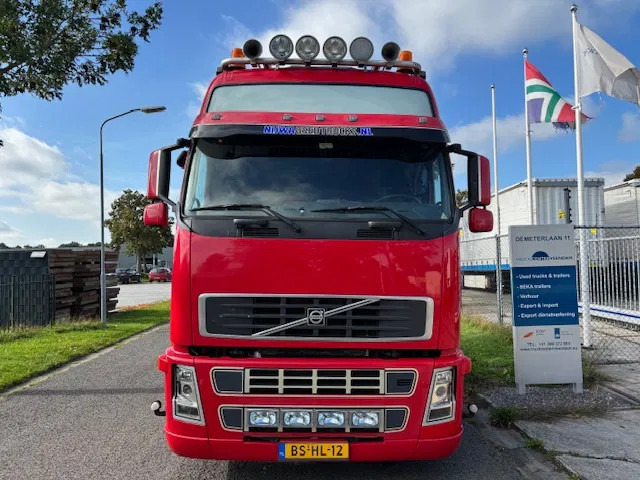 Volvo FH 12 480 Globe XL Euro 5 7B chassis tyres new - Tractor unit: picture 2 Volvo FH 12 480 Globe XL Euro 5 7B chassis tyres new - Tractor unit: picture 2