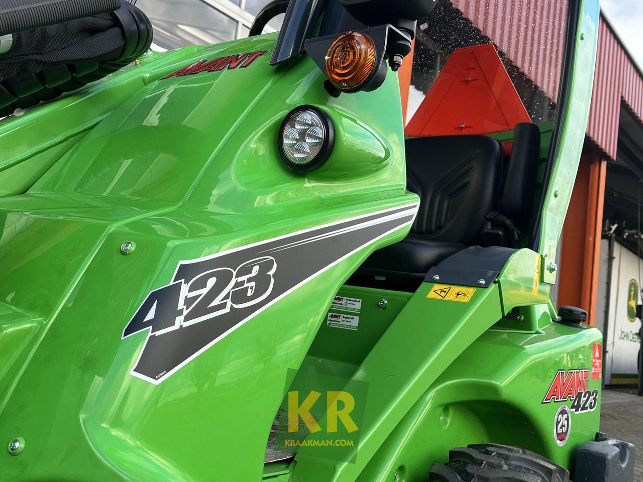 423 TDL Avant - Compact loader: picture 4 423 TDL Avant - Compact loader: picture 4