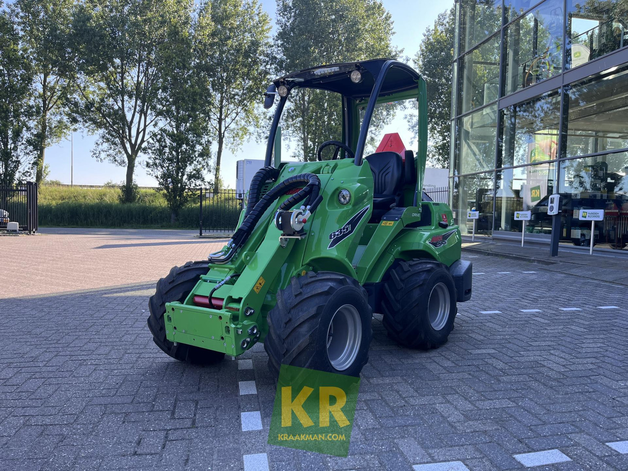 635 TDL Avant - Compact loader: picture 2 635 TDL Avant - Compact loader: picture 2