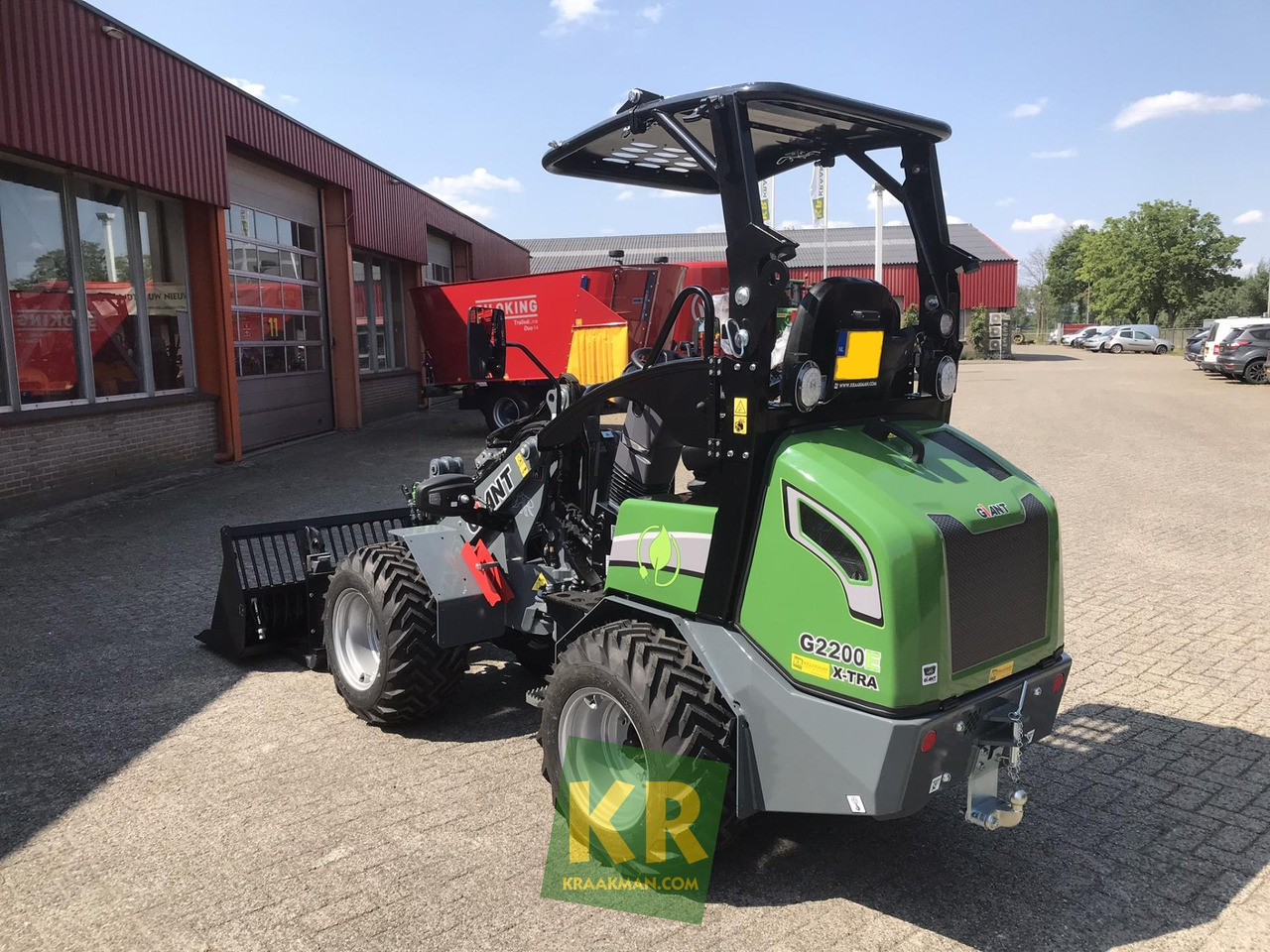 G2200E Giant - Compact loader: picture 4 G2200E Giant - Compact loader: picture 4