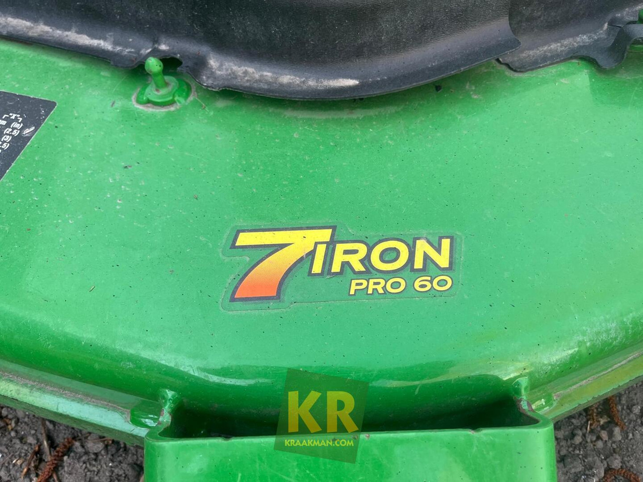 John Deere 1550 - Garden mower: picture 4 John Deere 1550 - Garden mower: picture 4