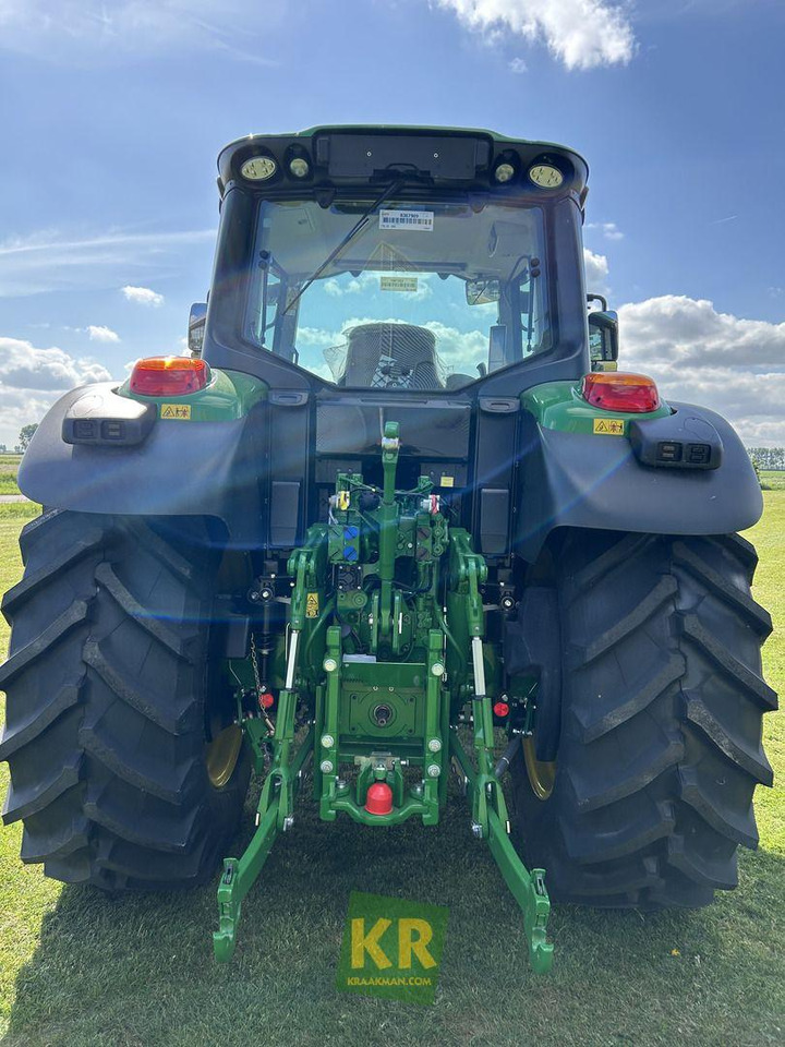 John Deere 6120M - Farm tractor: picture 5 John Deere 6120M - Farm tractor: picture 5