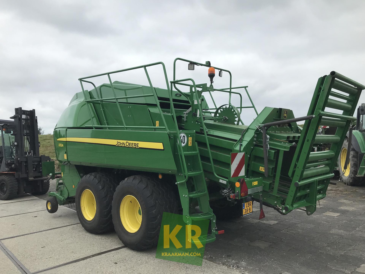 John Deere L1524 - Square baler: picture 3 John Deere L1524 - Square baler: picture 3
