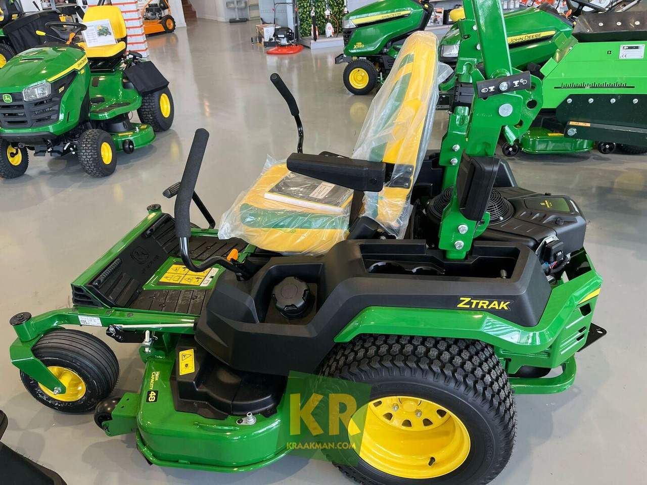 John Deere Z545R - Garden mower: picture 3 John Deere Z545R - Garden mower: picture 3