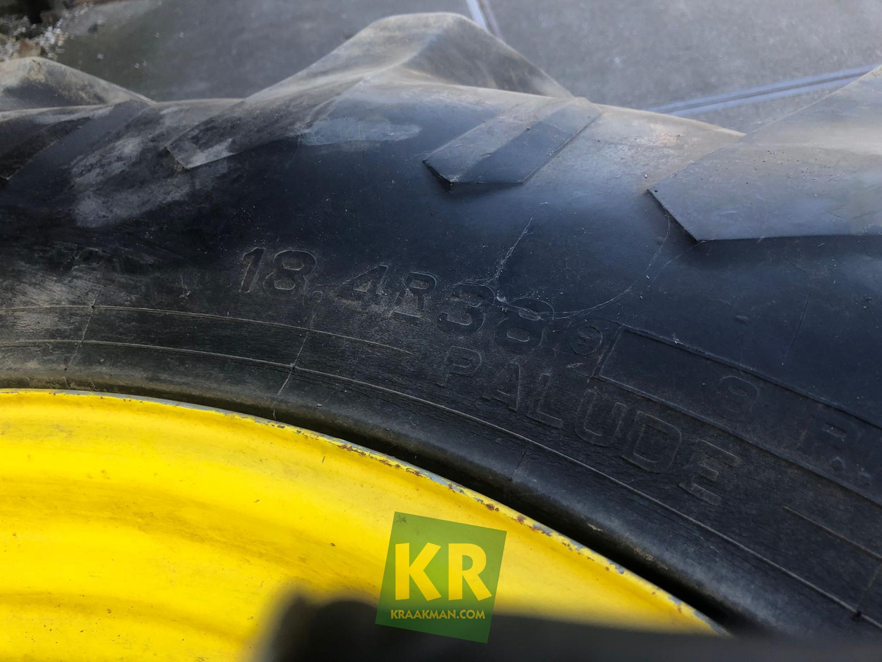 Pirelli PLOEGBAND 18.4R38 - Tire for Agricultural machinery: picture 4 Pirelli PLOEGBAND 18.4R38 - Tire for Agricultural machinery: picture 4