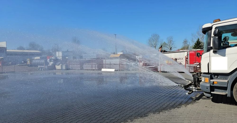 Scania SCANIA P360 Myjka drogowa - Garbage truck: picture 2 Scania SCANIA P360 Myjka drogowa - Garbage truck: picture 2