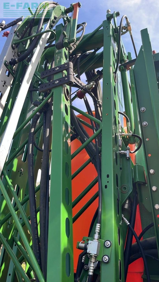 Amazone - Trailed sprayer: picture 2 Amazone - Trailed sprayer: picture 2