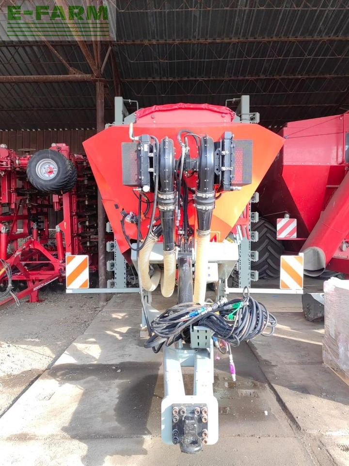 Amazone Novag T- Force Plus 950 - Combine seed drill: picture 2 Amazone Novag T- Force Plus 950 - Combine seed drill: picture 2