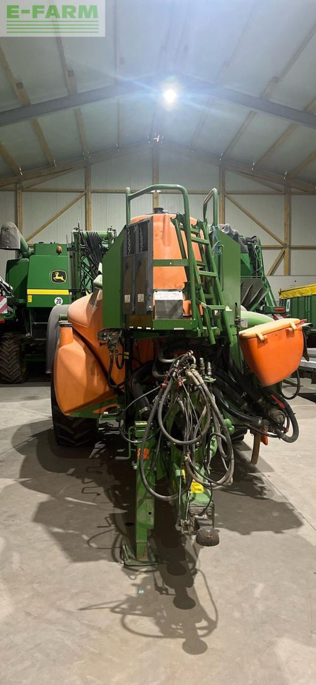 Amazone UX 4200 Super - Trailed sprayer: picture 1 Amazone UX 4200 Super - Trailed sprayer: picture 1