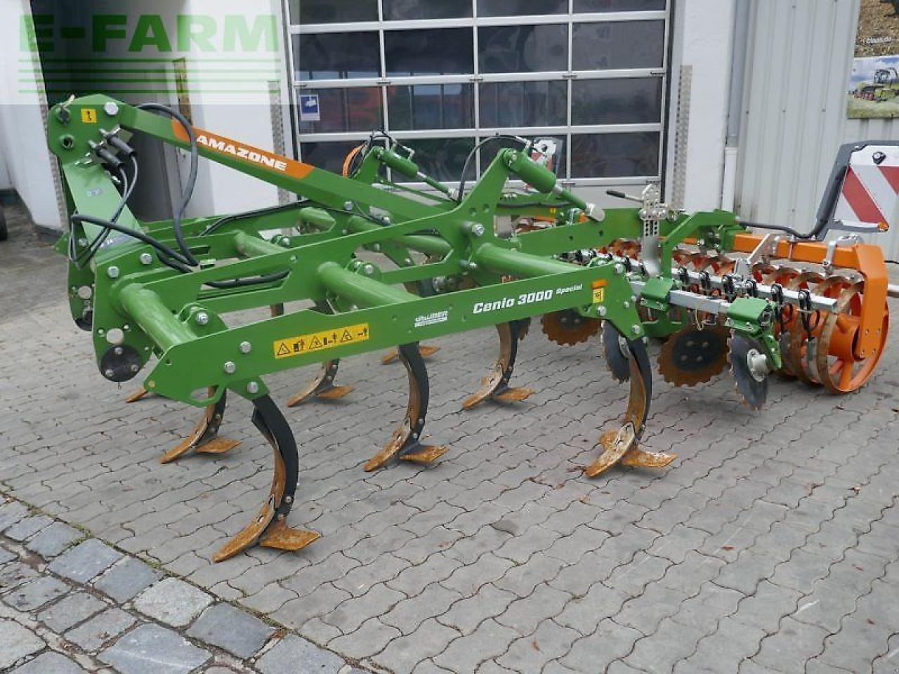 Amazone cenio 3000 - wenig eingesetzte maschine - Cultivator: picture 1 Amazone cenio 3000 - wenig eingesetzte maschine - Cultivator: picture 1
