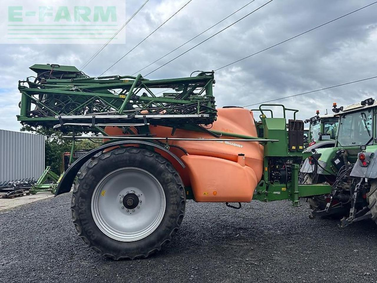 Amazone ux 4200 super - Trailed sprayer: picture 1 Amazone ux 4200 super - Trailed sprayer: picture 1