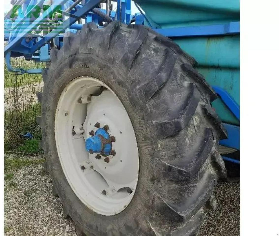 Berthoud major 3200 - Trailed sprayer: picture 5 Berthoud major 3200 - Trailed sprayer: picture 5