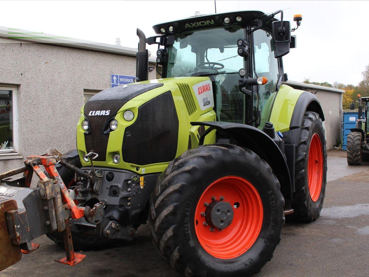 CLAAS AXION 800 - Farm tractor: picture 2 CLAAS AXION 800 - Farm tractor: picture 2
