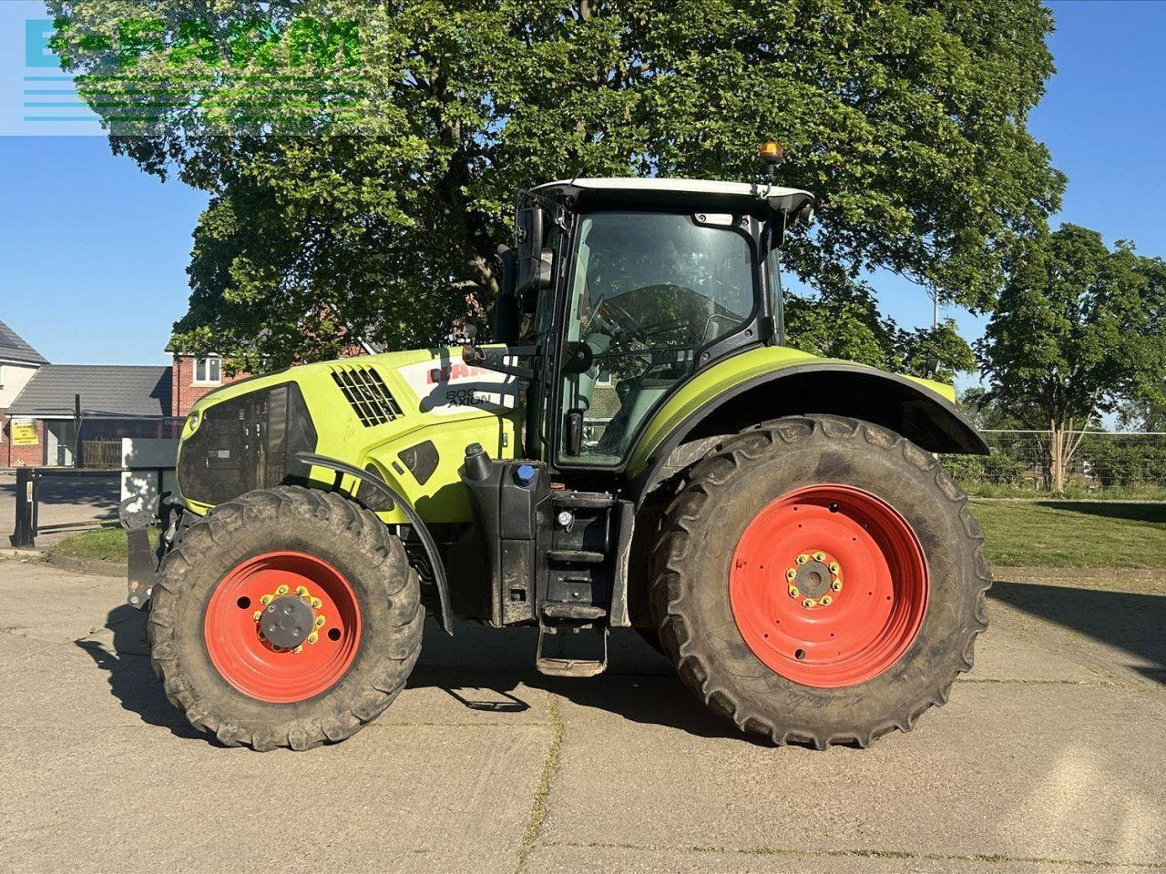 CLAAS AXION 800 - Farm tractor: picture 4 CLAAS AXION 800 - Farm tractor: picture 4