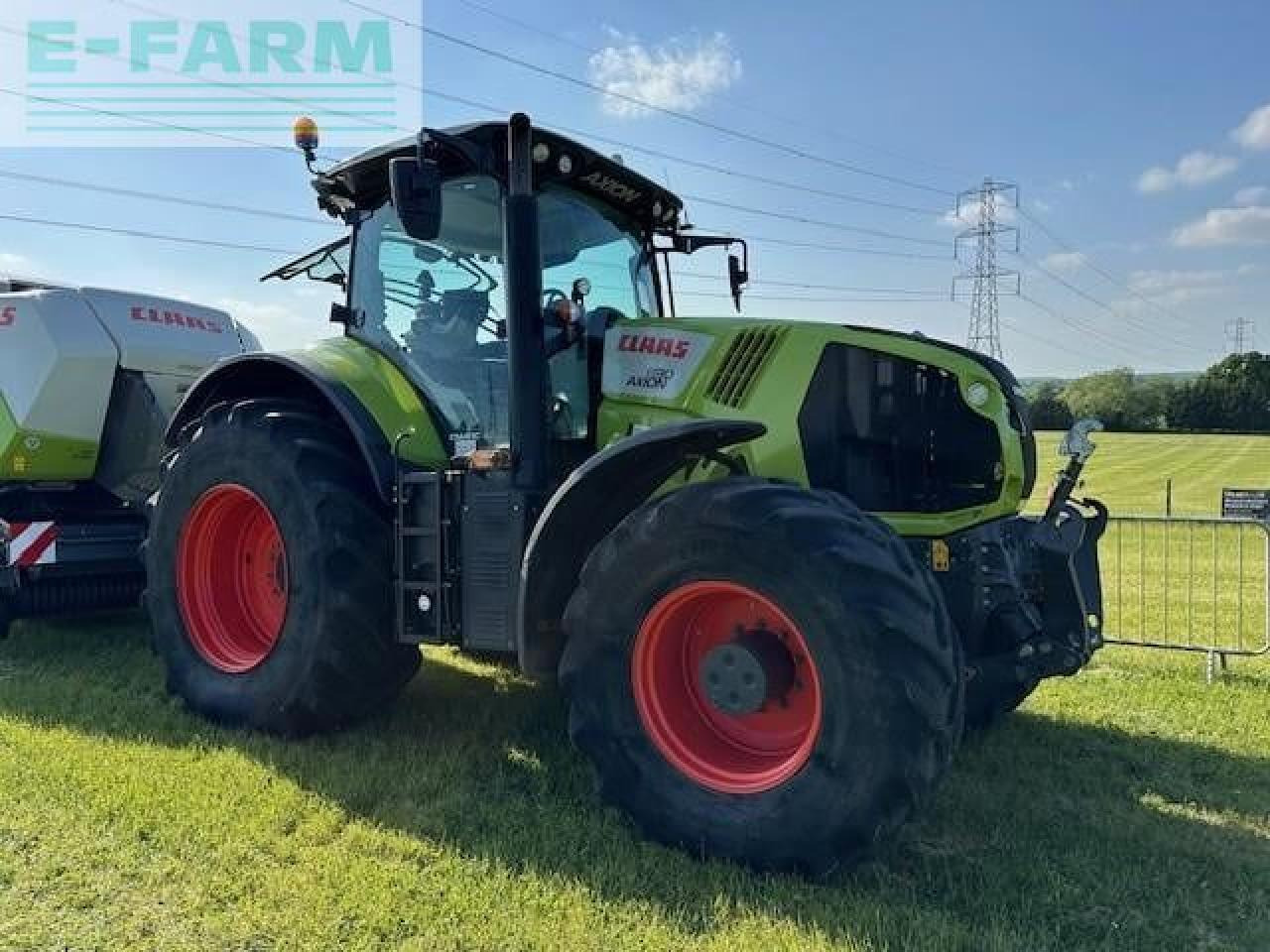 CLAAS AXION 830 - Farm tractor: picture 3 CLAAS AXION 830 - Farm tractor: picture 3