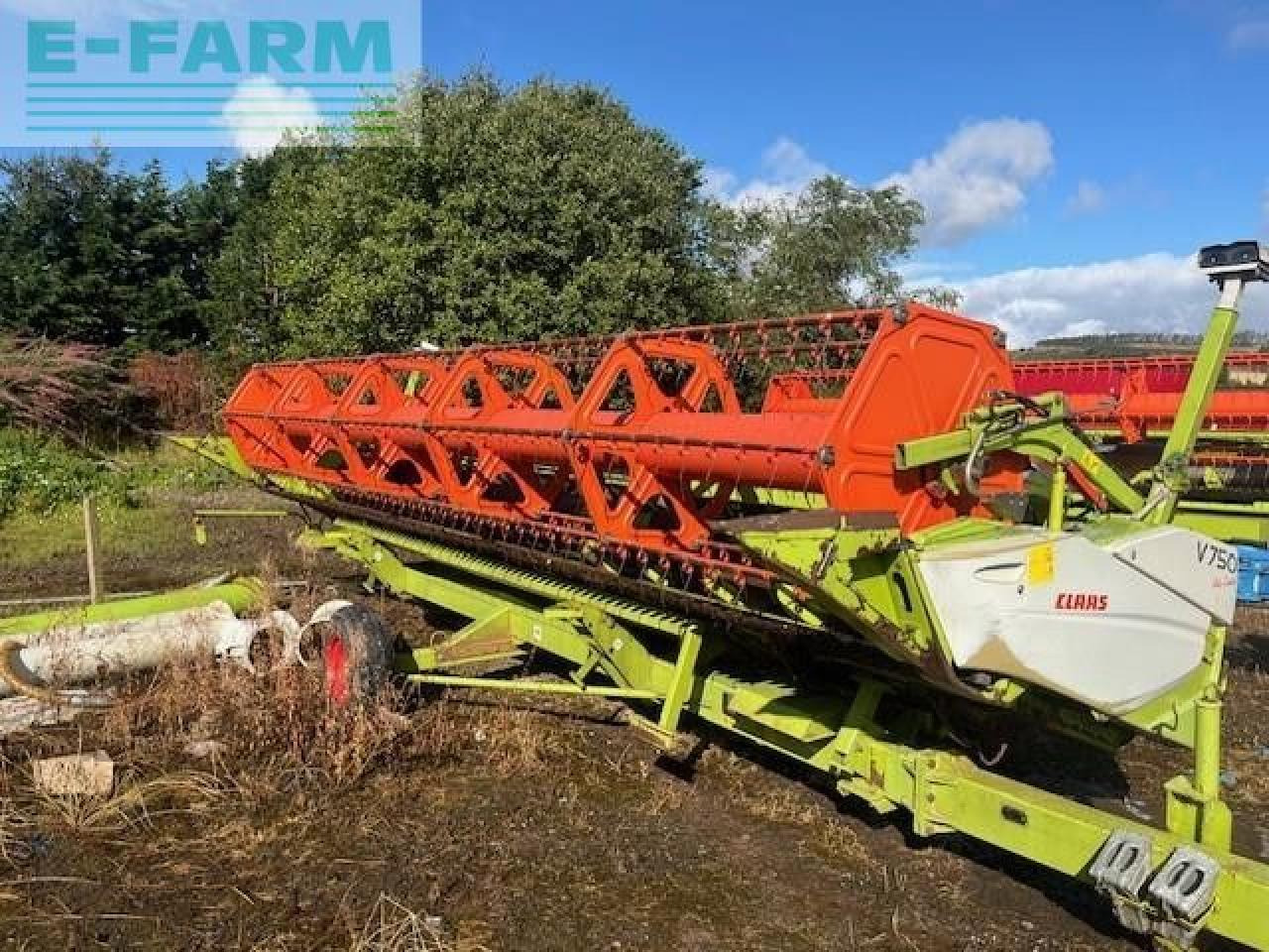 CLAAS LEXION 570 TT - Combine harvester: picture 2 CLAAS LEXION 570 TT - Combine harvester: picture 2