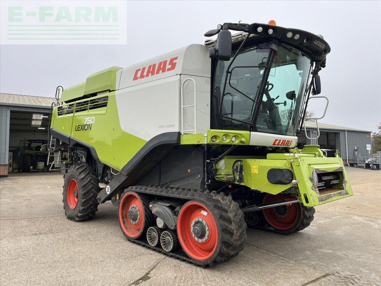 CLAAS LEXION 750 TT - Combine harvester: picture 3 CLAAS LEXION 750 TT - Combine harvester: picture 3