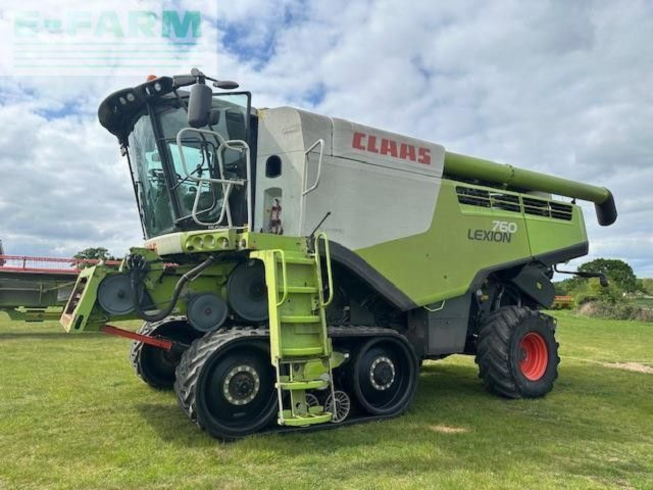 CLAAS LEXION 760 TT - Combine harvester: picture 5 CLAAS LEXION 760 TT - Combine harvester: picture 5