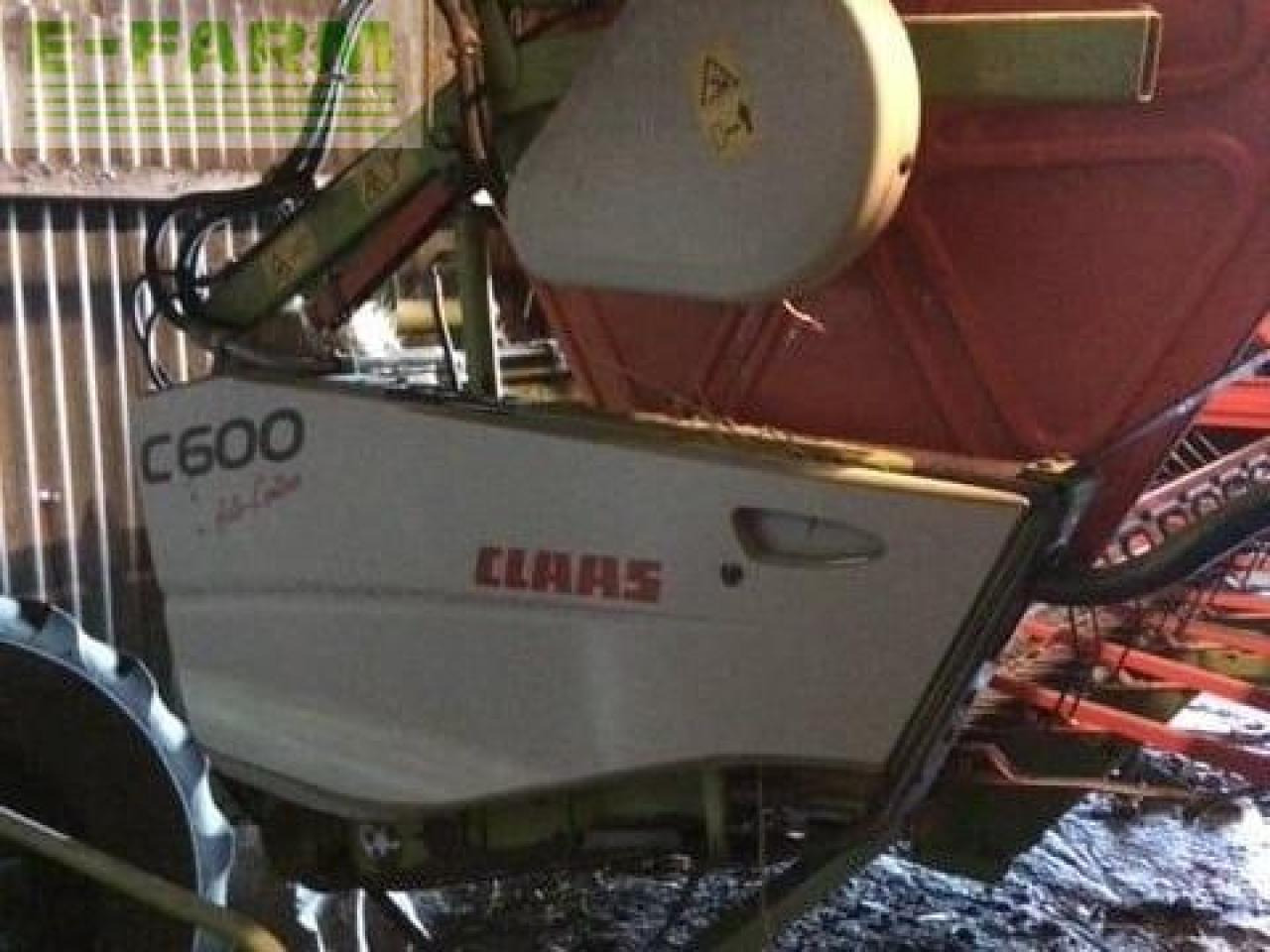 CLAAS TUCANO 430 - Combine harvester: picture 4 CLAAS TUCANO 430 - Combine harvester: picture 4