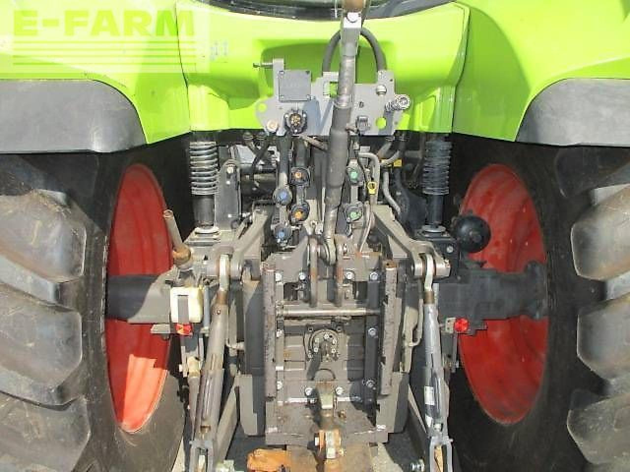 Farm tractor CLAAS arion 520: picture 6
