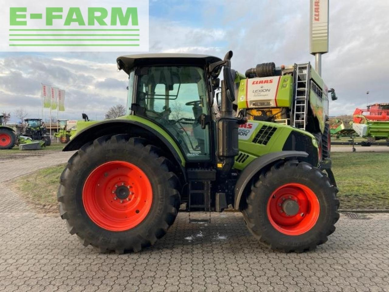 CLAAS arion 550 cmatic cis+ CMATIC CIS+ - Farm tractor: picture 4 CLAAS arion 550 cmatic cis+ CMATIC CIS+ - Farm tractor: picture 4