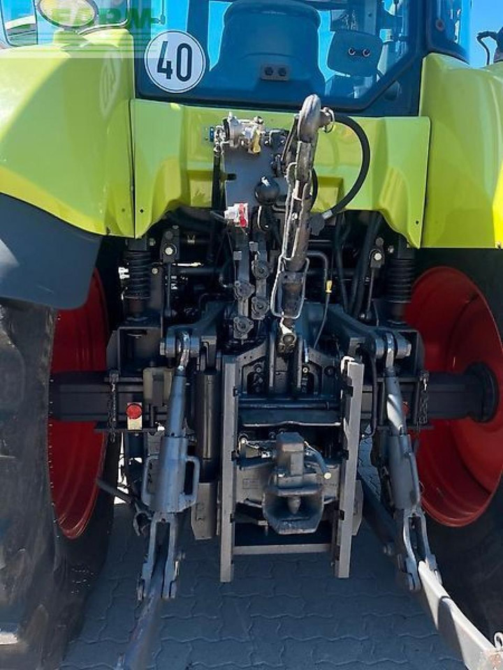 Farm tractor CLAAS arion 620: picture 10