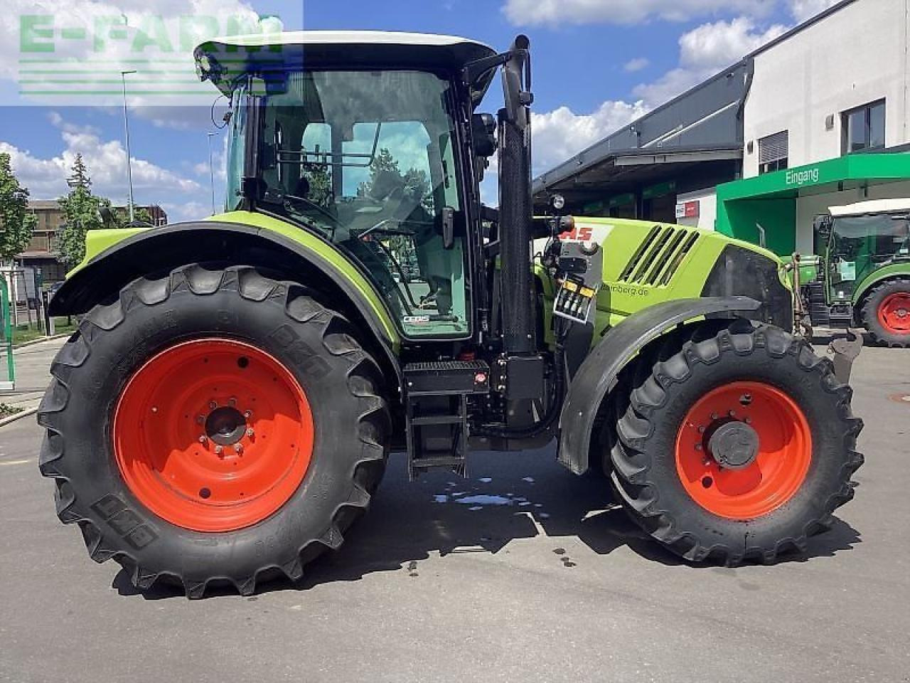 CLAAS arion 620 - Farm tractor: picture 4 CLAAS arion 620 - Farm tractor: picture 4