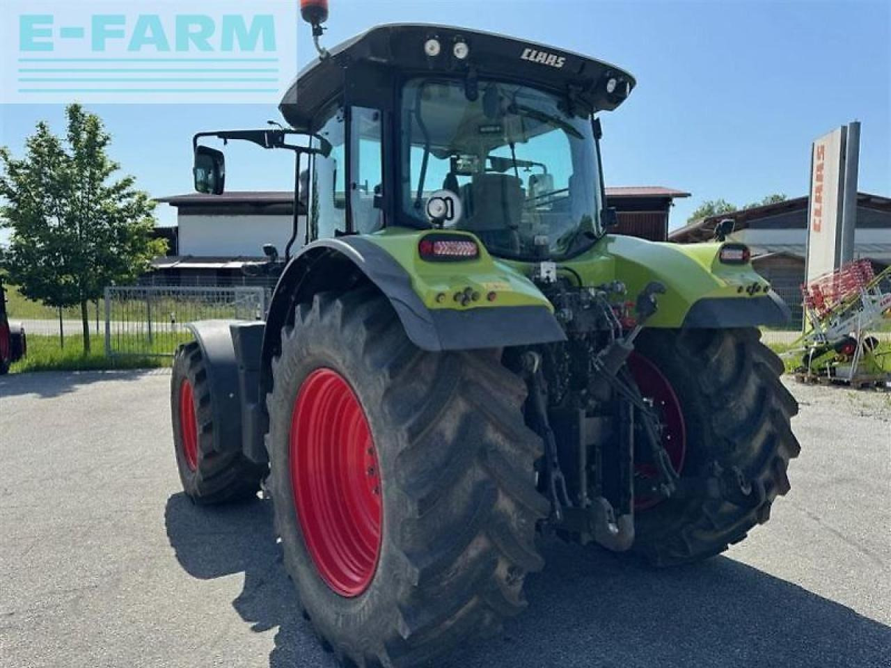 CLAAS arion 620 cebis cmatic CMATIC CEBIS - Farm tractor: picture 3 CLAAS arion 620 cebis cmatic CMATIC CEBIS - Farm tractor: picture 3